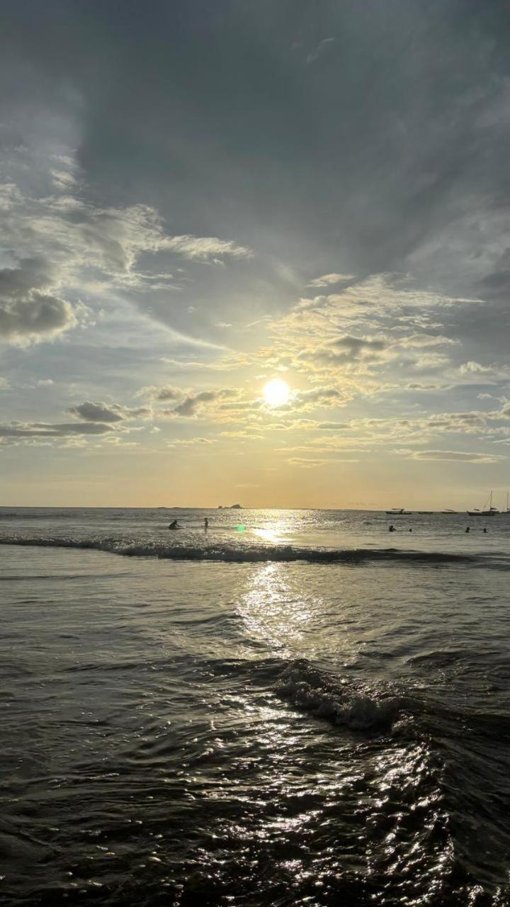 Tamarindo Beach, Prime Location, Fantastic Watersalt Pool & Cold Plunge, Family & Friends Exterior foto